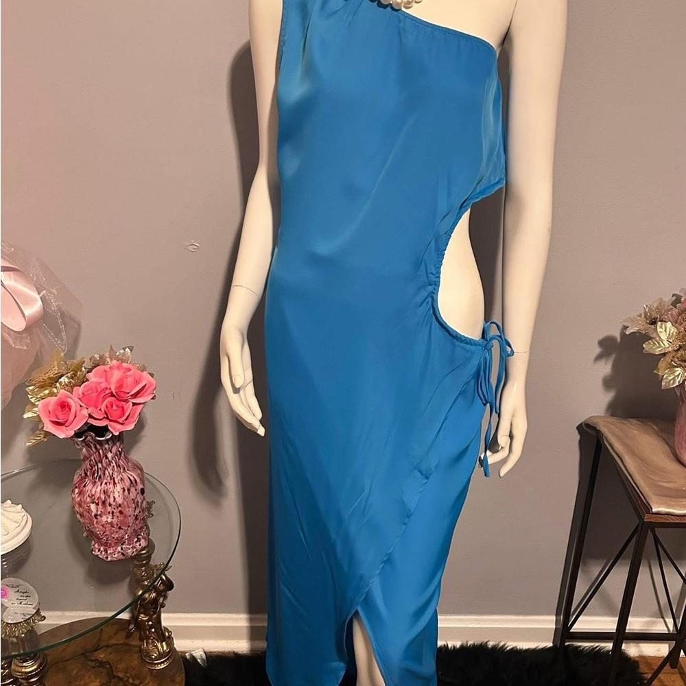 Elegant Blue One-Shoulder Dress